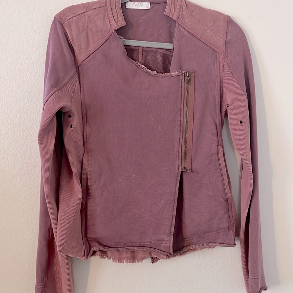 Mauve zip jacket, crop style